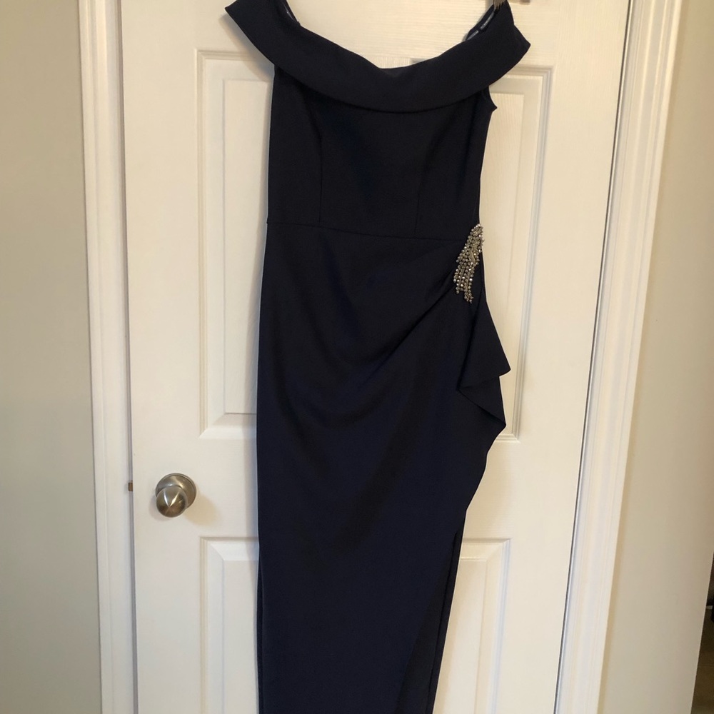 Alex Evenings women’s dress.